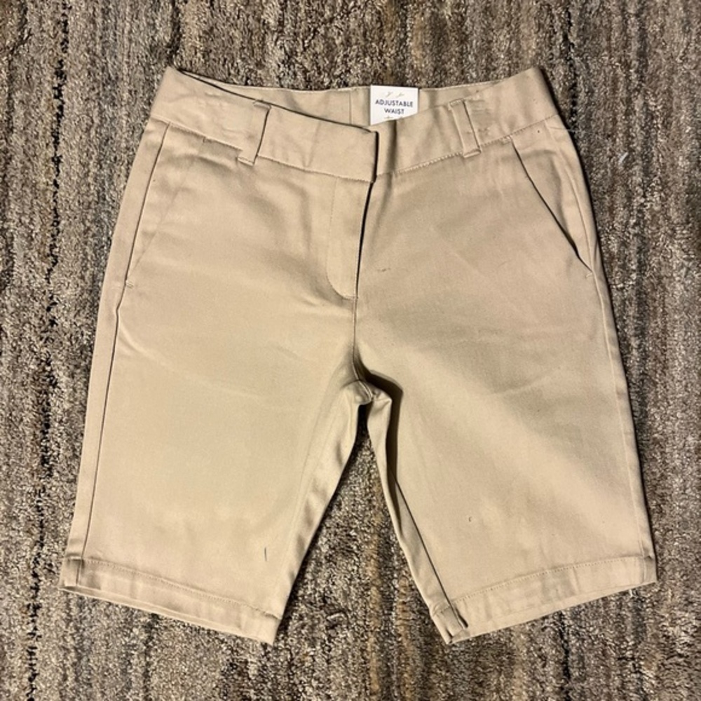 Park&Preston khaki shorts‎